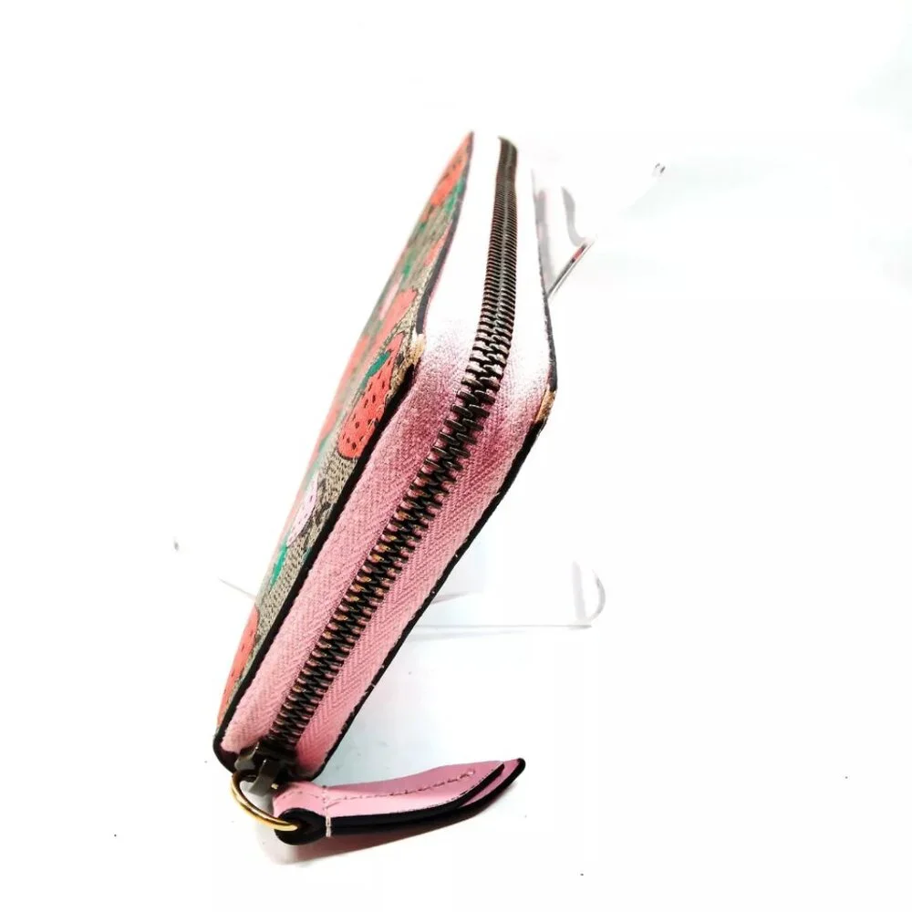 Gucci Supreme Strawberry Long Zip Wallet - Picture 3 of 9